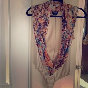 NWOT Bebe Tan Body Suit M
